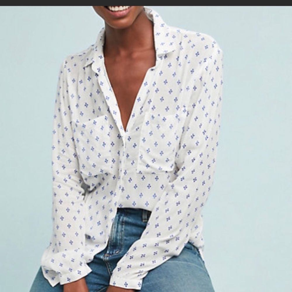 Anthropologie Cloth and Stone Diamond print lightweight blouse size small.